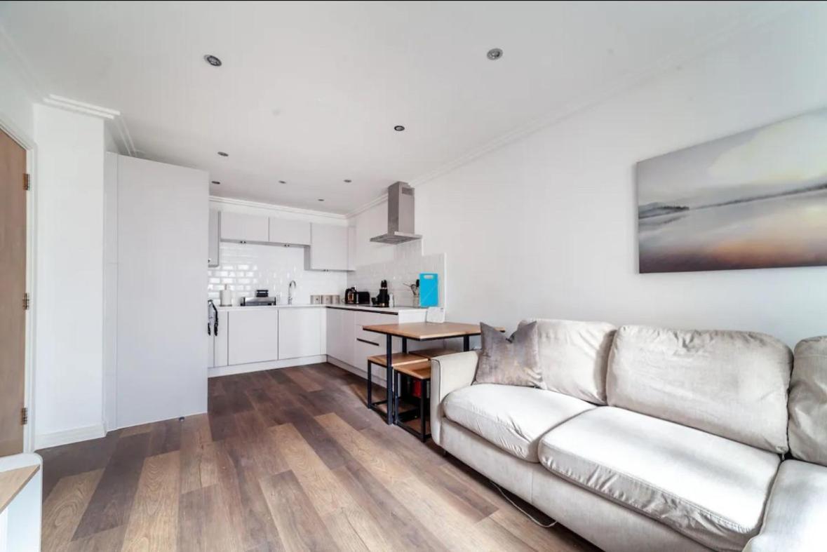 Avida Lettings - Modern Close To Westfield And Notting Hill * Londra